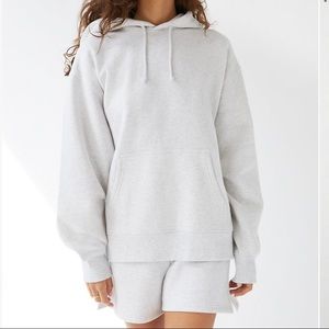 Aritzia Heather Cloud White Boyfriend Hoodie